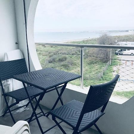 As18656 - Grand Studio Vue Mer, Direct Sur Plage Avec Parking Prive 勒格罗-迪鲁瓦 外观 照片