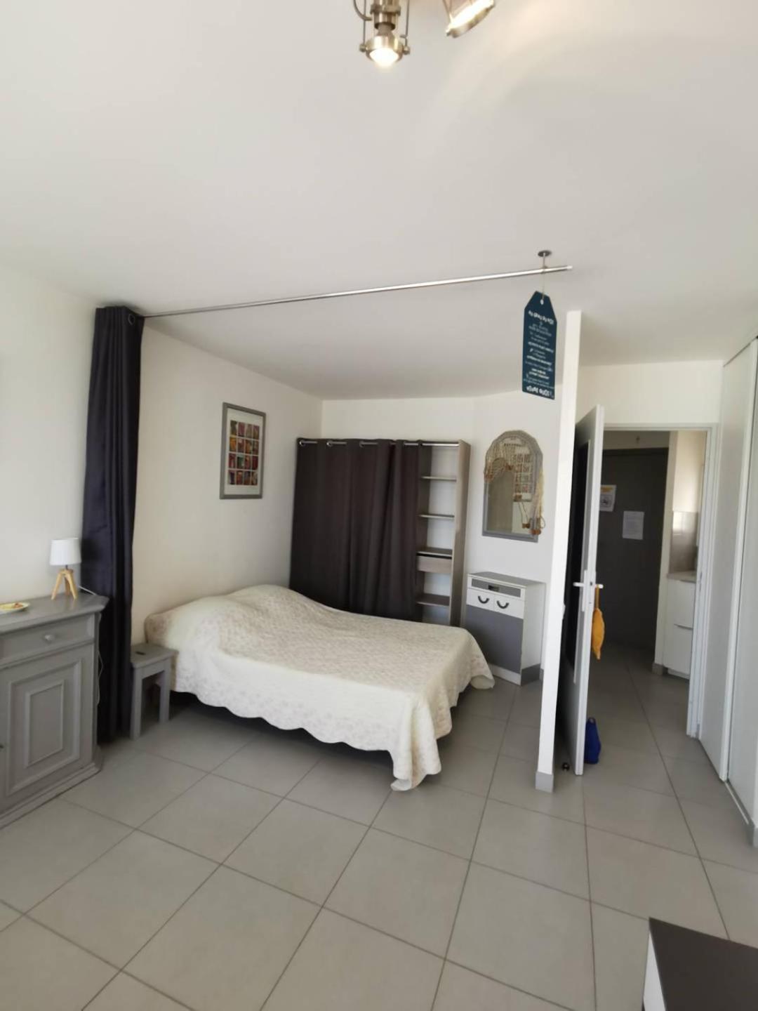 As18656 - Grand Studio Vue Mer, Direct Sur Plage Avec Parking Prive 勒格罗-迪鲁瓦 外观 照片